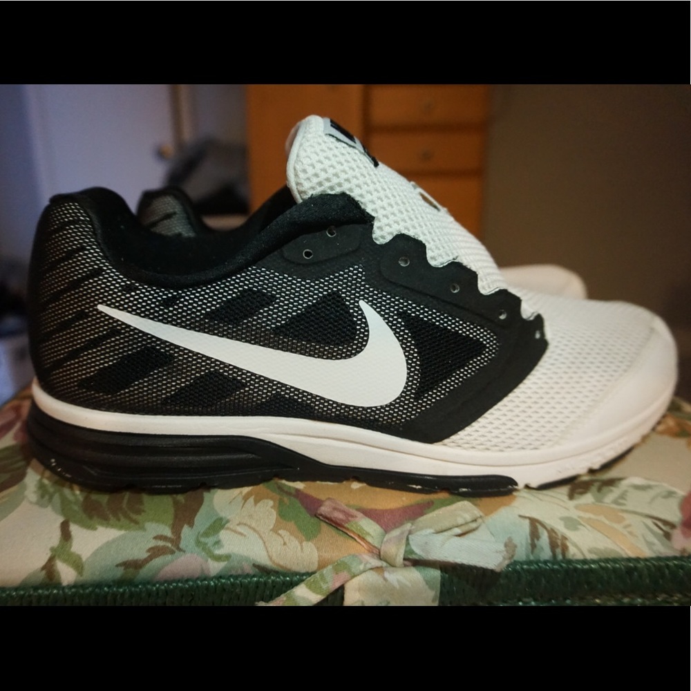 Nike Zoom fly sneakers